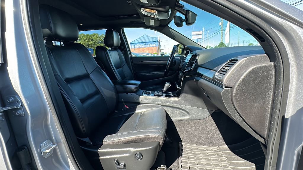 Used 2020 Jeep Grand Cherokee Limited image 15