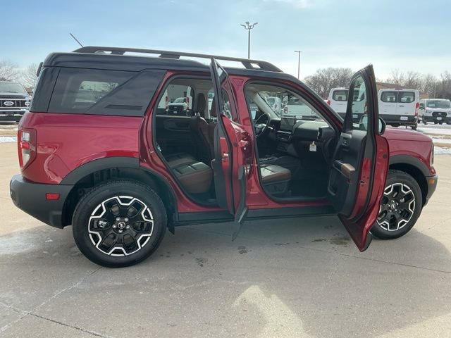 New 2025 Ford Bronco Sport Outer Banks w/ Outer Banks Tech Package+ image 9