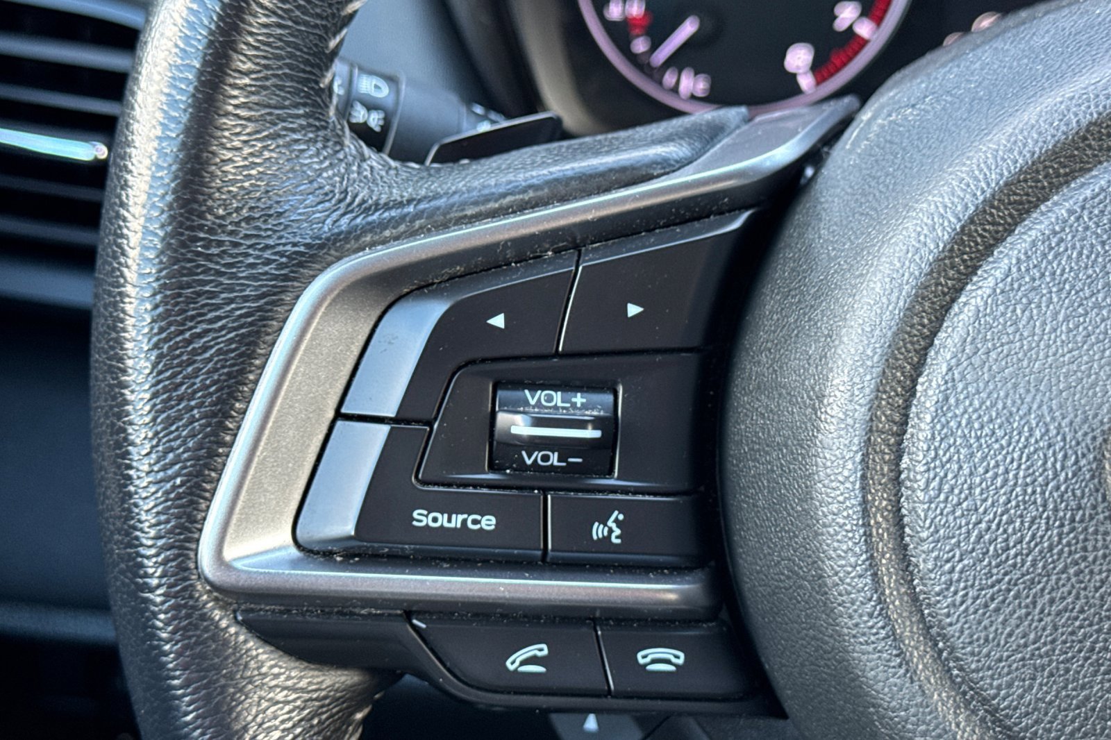 Used 2020 Subaru Outback Premium image 30