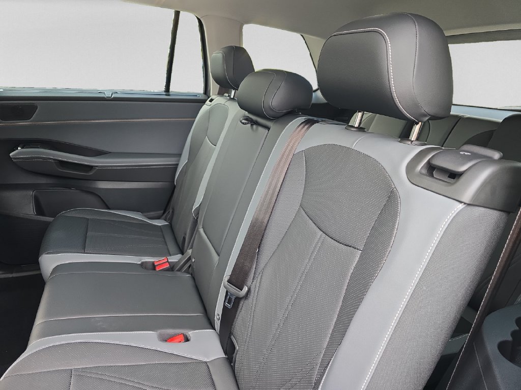 New 2027 Volkswagen Atlas SE FWD image 22