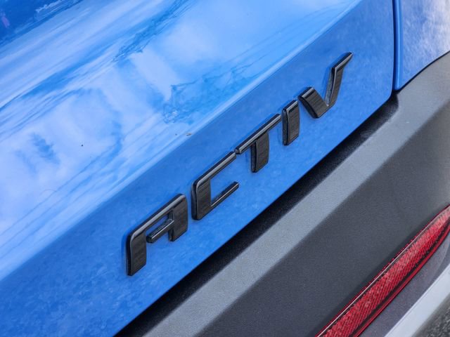 Used 2025 Chevrolet Equinox ACTIV w/ Safety and Technology Package AWD/4WD image 12