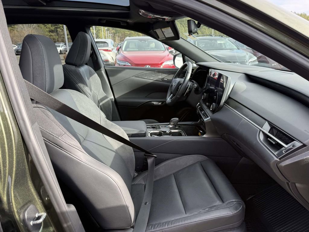 Used 2024 Lexus RX 350 AWD image 14