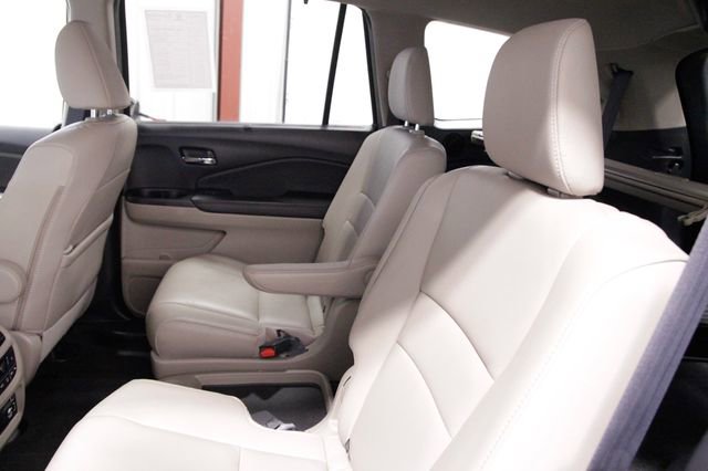Certified 2021 Honda Pilot Touring image 18