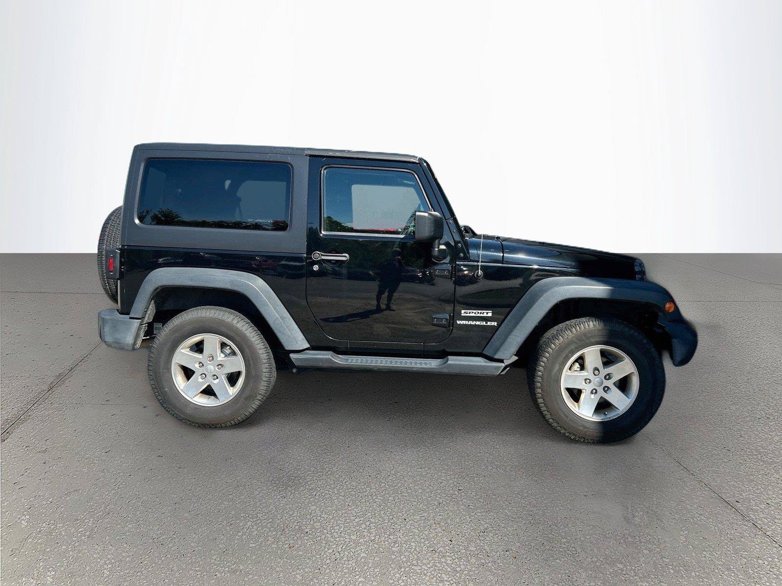Used 2014 Jeep Wrangler Sport w/ Quick Order Package 24S AWD/4WD image 3
