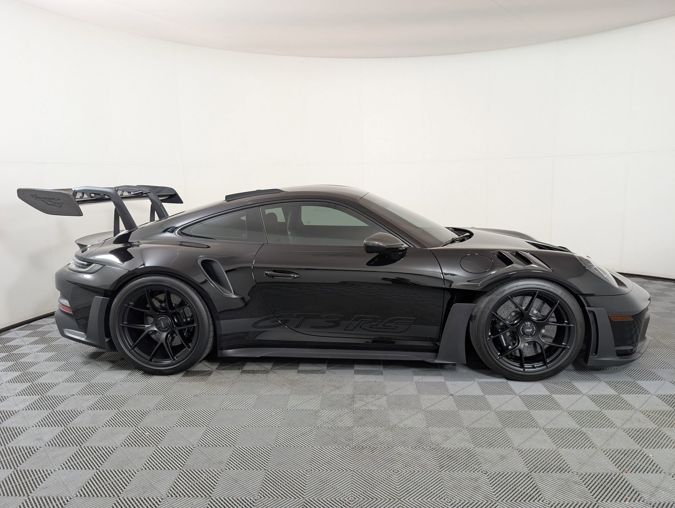 Used 2025 Porsche 911 GT3 RS image 9