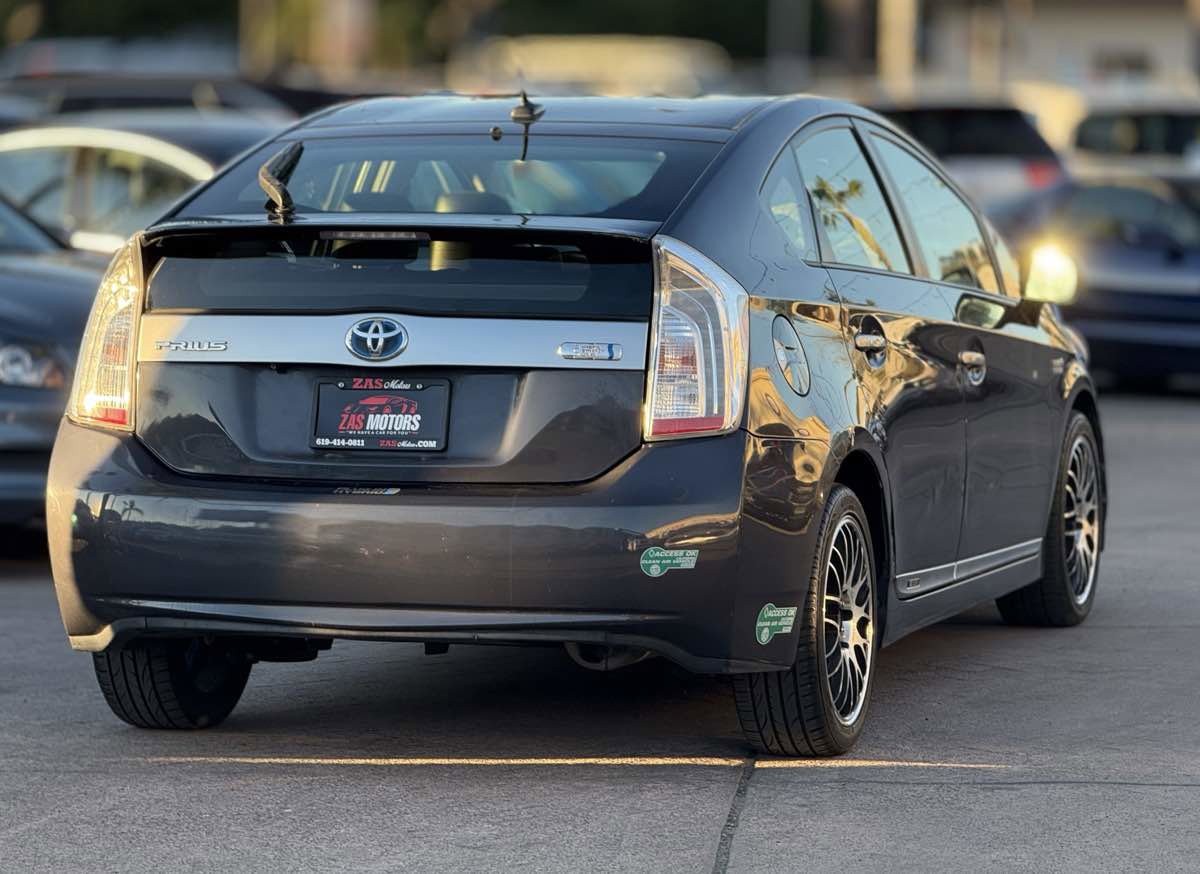 Used 2012 Toyota Prius Prime Advanced image 6