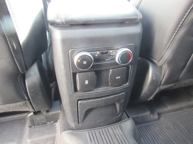 Used 2022 Ford Explorer XLT w/ Equipment Group 202A image 27