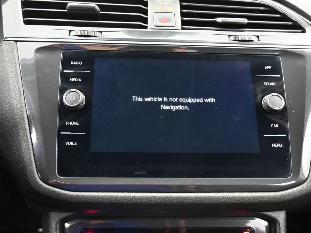 Used 2023 Volkswagen Tiguan SE image 19
