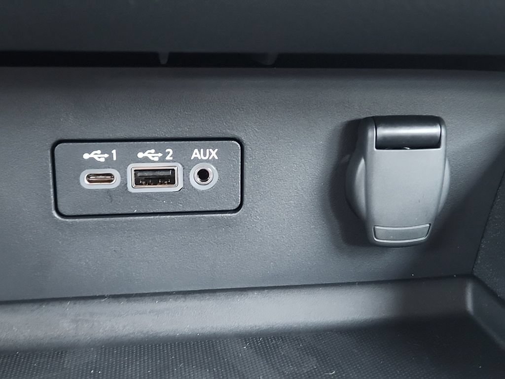 New 2026 Nissan Altima 2.5 SV AWD/4WD image 18