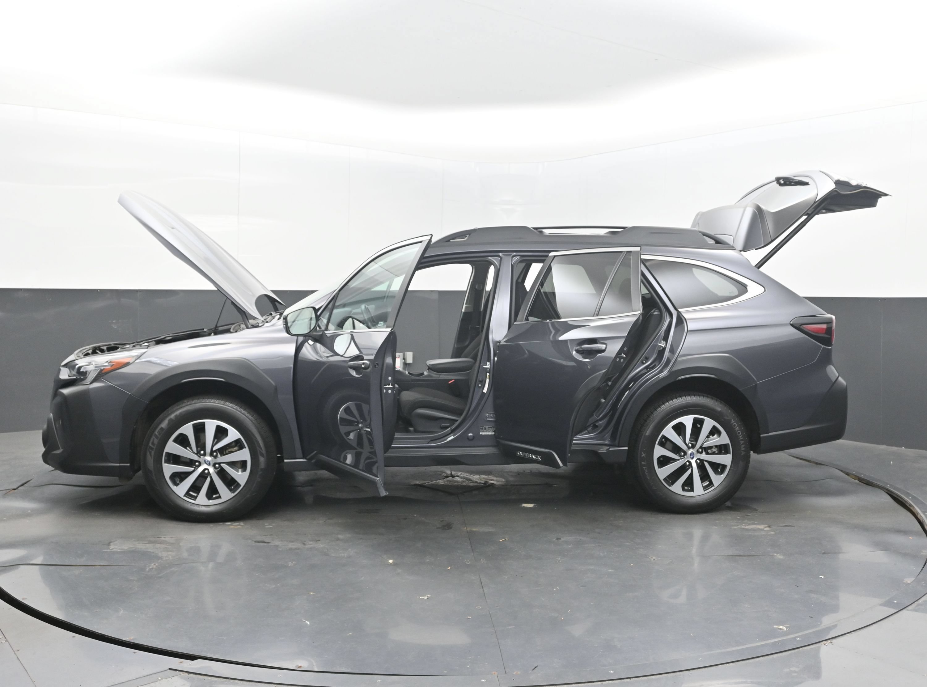 Used 2024 Subaru Outback Premium AWD/4WD image 42