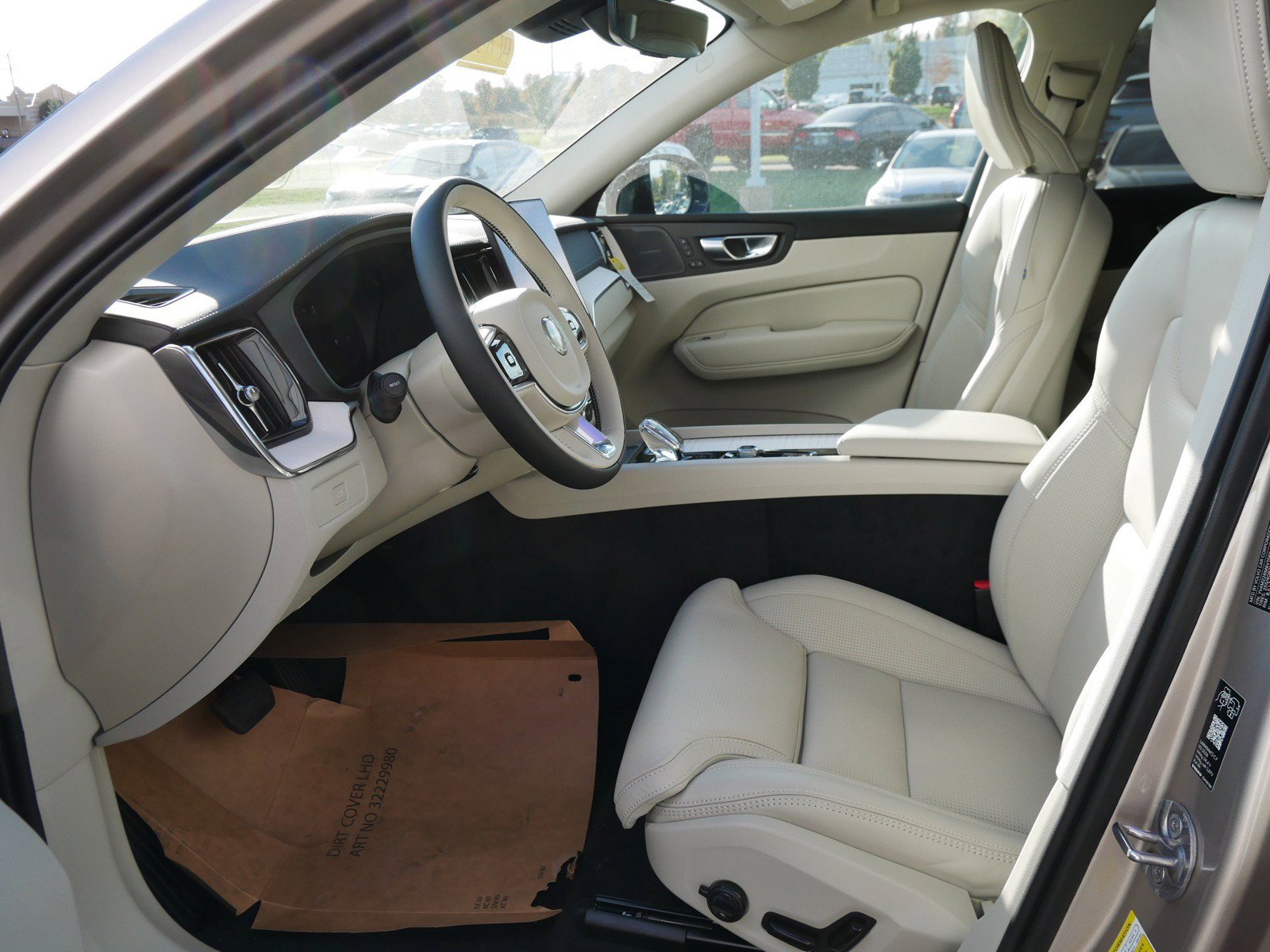 New 2027 Volvo XC60 B5 Ultra AWD/4WD image 5