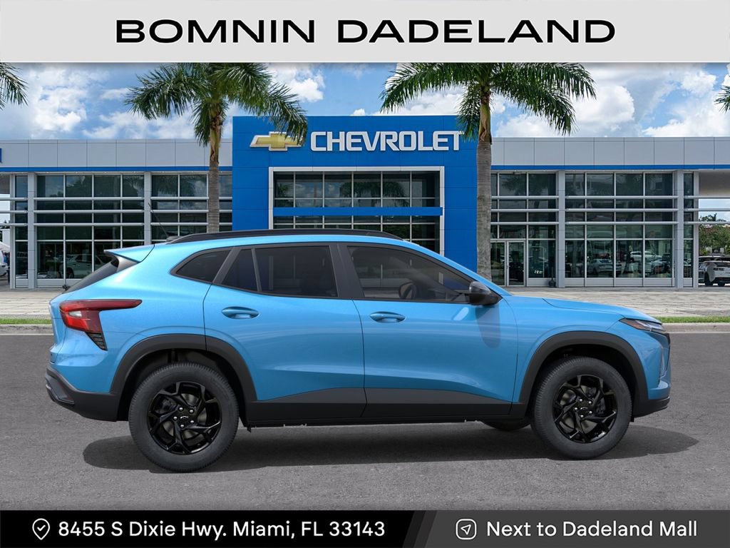 New 2026 Chevrolet Trax LT w/ Midnight Edition FWD image 7