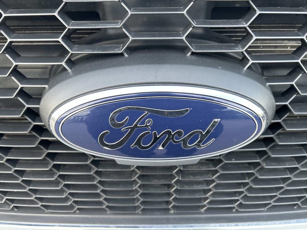 Used 2023 Ford Transit 350 XLT image 16