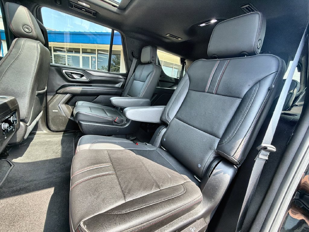 Used 2021 Chevrolet Tahoe RST w/ Luxury Package AWD/4WD image 23