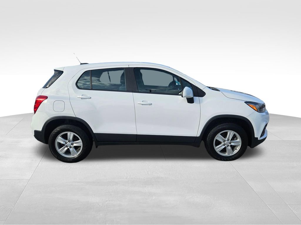 Used 2019 Chevrolet Trax LS AWD/4WD image 5