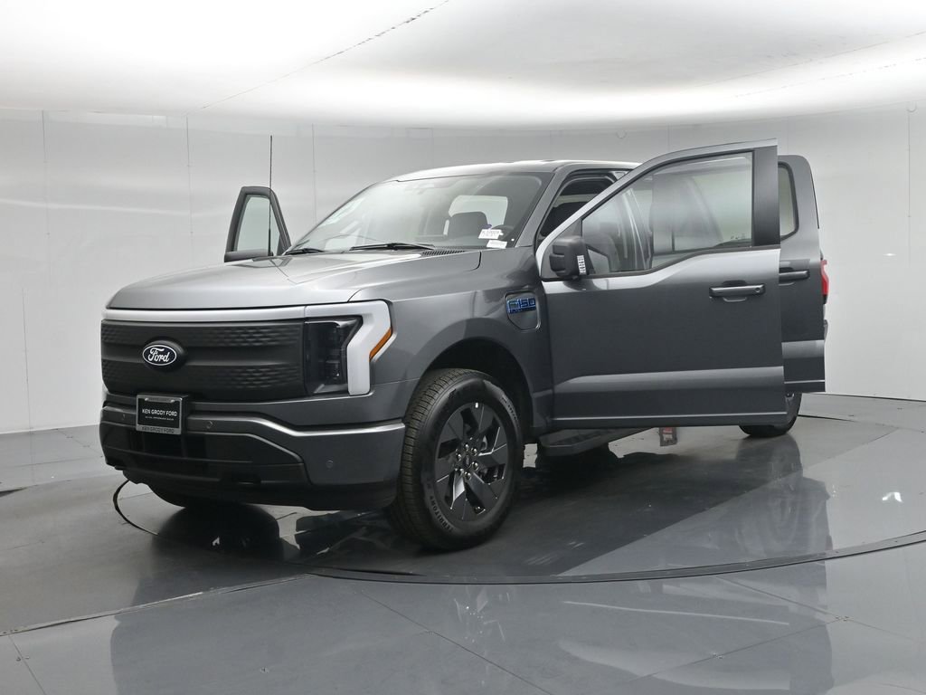 New 2025 Ford F150 Lightning Flash image 32