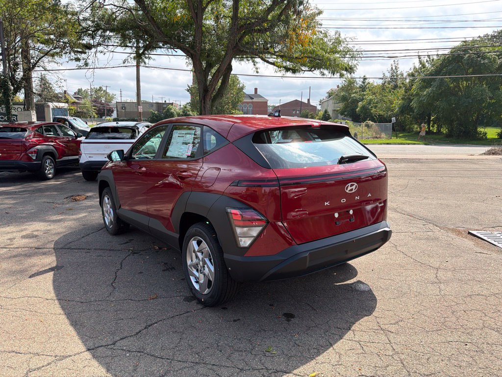 New 2027 Hyundai Kona SE AWD/4WD image 5