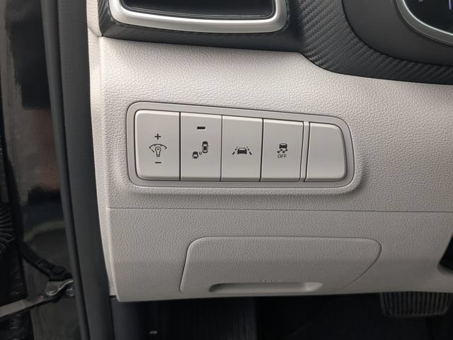 Used 2019 Hyundai Tucson Value FWD image 12