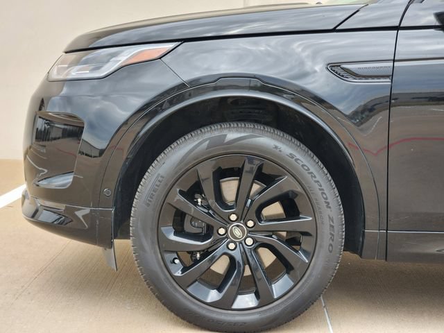Used 2025 Land Rover Discovery Sport S AWD/4WD image 9