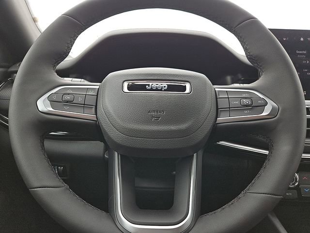 New 2026 Jeep Compass Latitude image 19