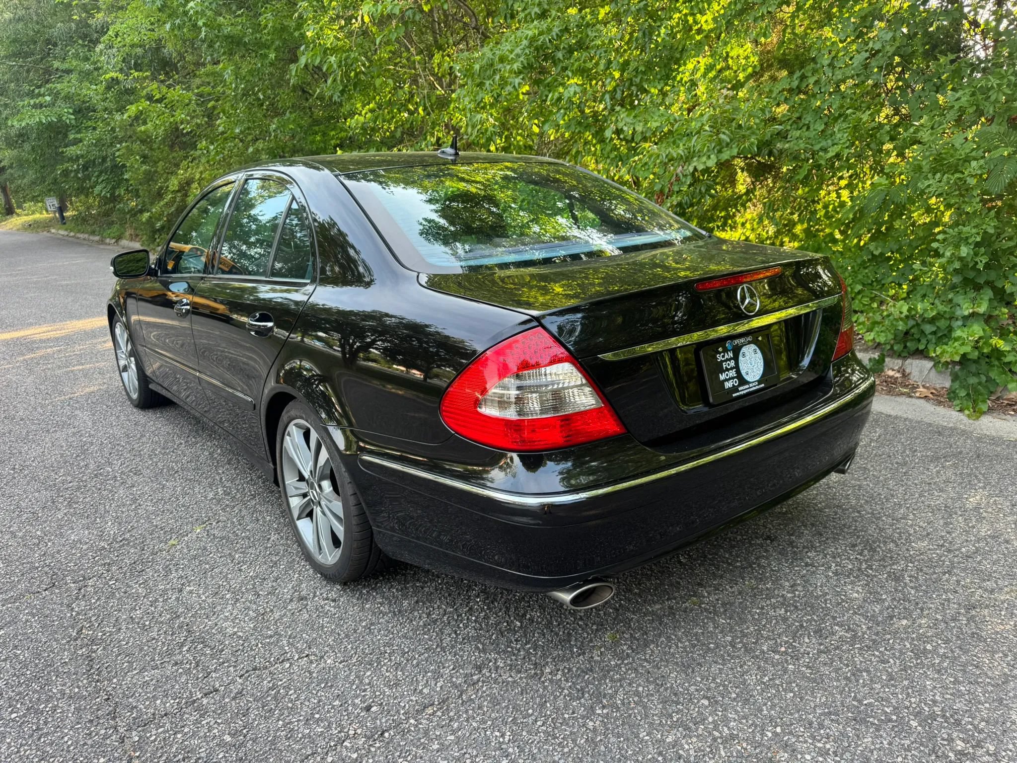 Used 2007 Mercedes-Benz E 350 Sedan image 2