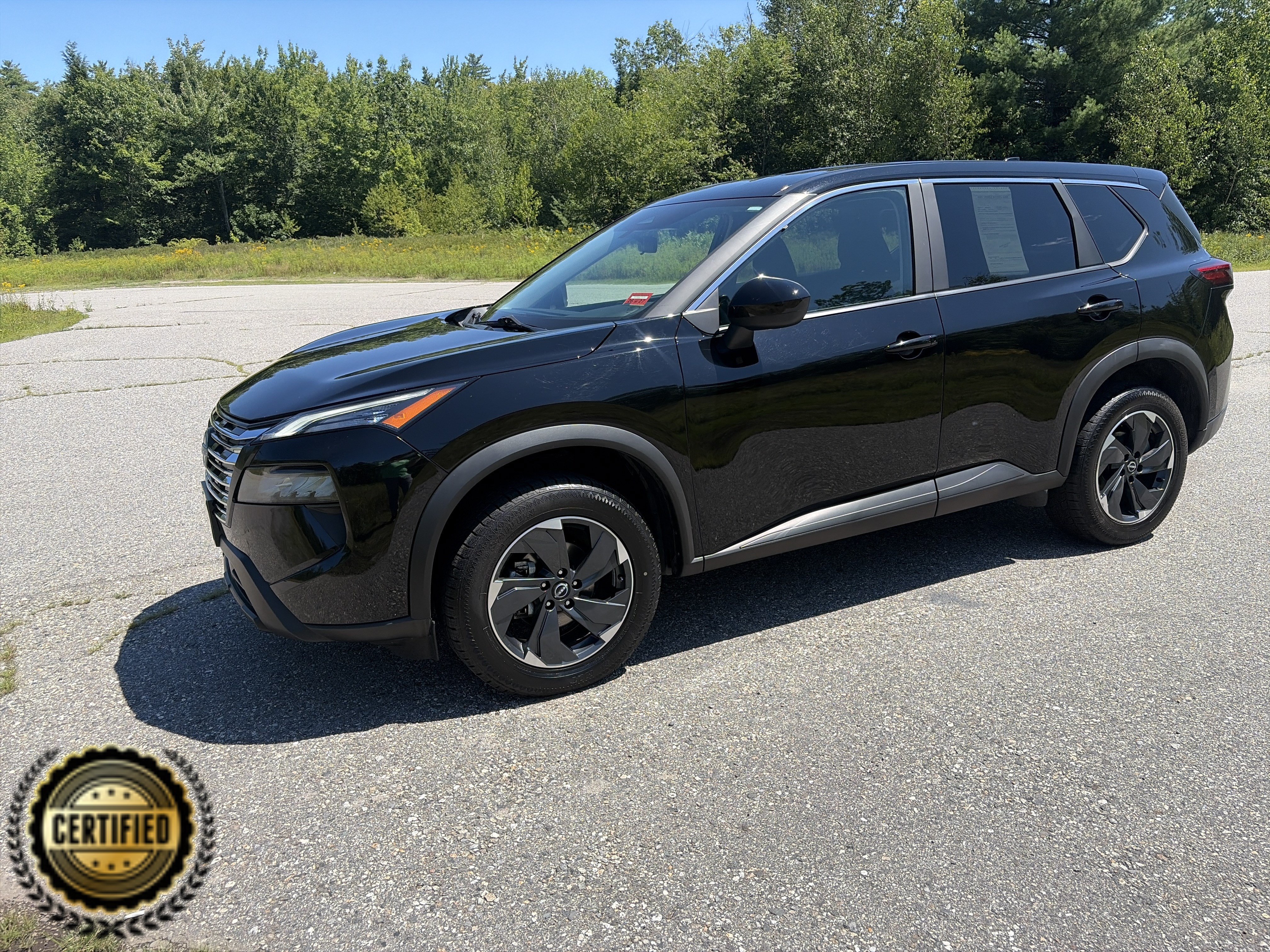 Certified 2024 Nissan Rogue SV AWD/4WD image 1