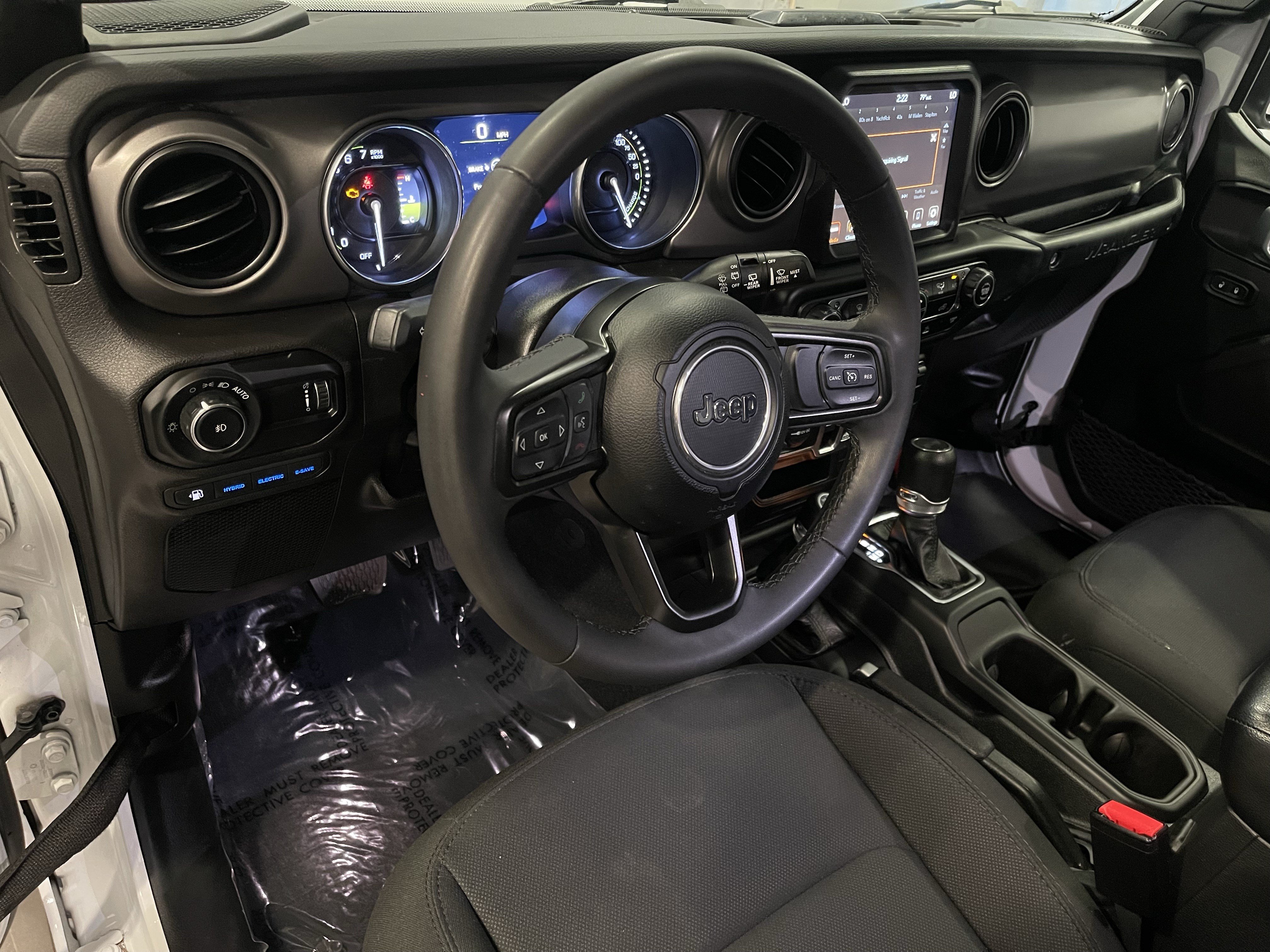 Used 2023 Jeep Wrangler Unlimited AWD/4WD image 27