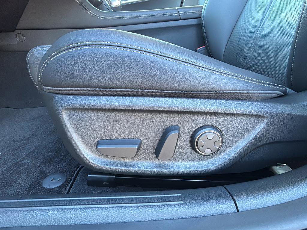 Certified 2026 Genesis G70 2.5T image 19