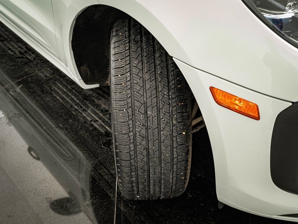 Certified 2025 Porsche Macan image 53