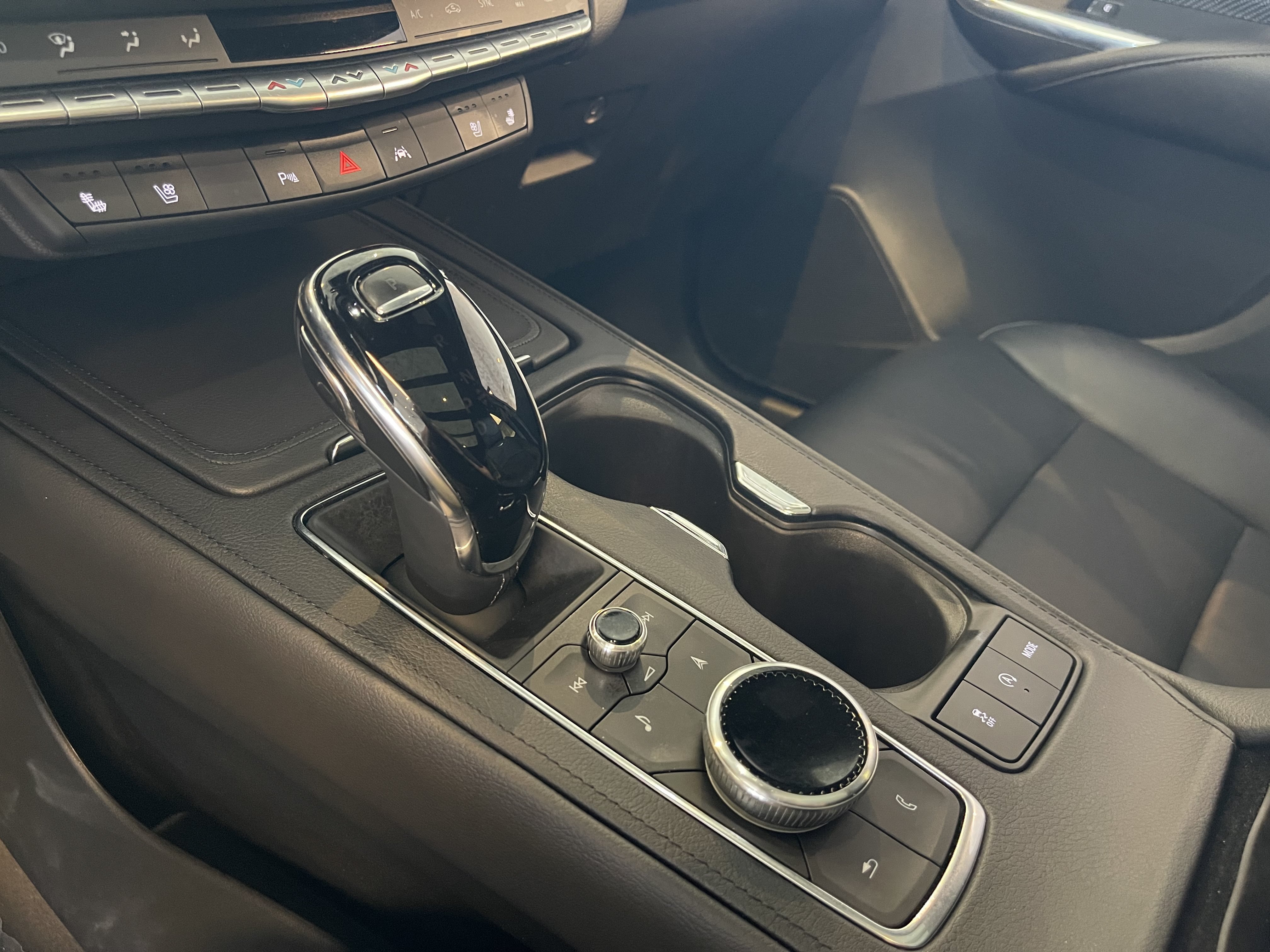 Certified 2023 Cadillac XT4 Sport AWD/4WD image 18