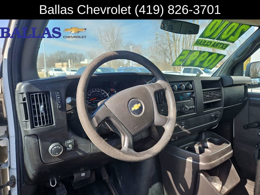 Used 2018 Chevrolet Express 2500 w/ Driver Convenience Package image 10