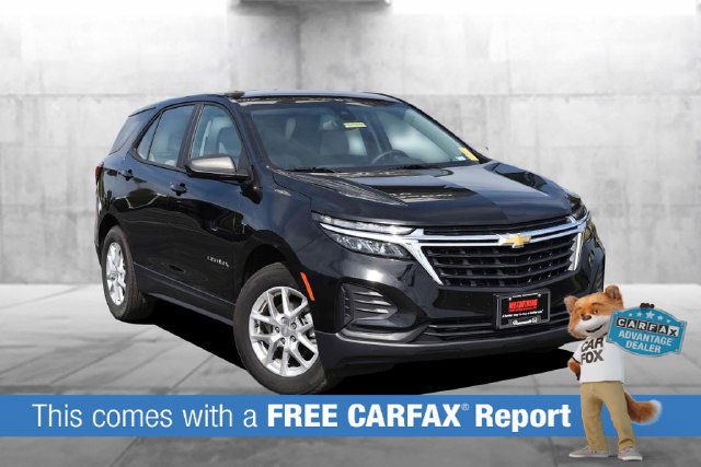 Used 2024 Chevrolet Equinox LS FWD image 2