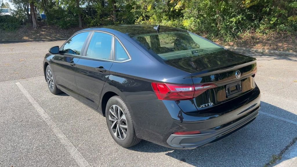 Used 2024 Volkswagen Jetta S image 41
