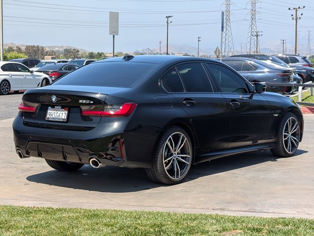 Used 2023 BMW 330e w/ M Sport Package RWD image 5