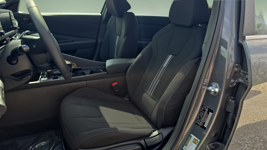 New 2026 Hyundai Elantra SEL Sport Premium w/ Cargo Package FWD image 23