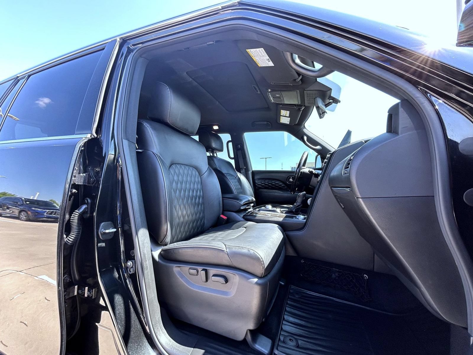 Certified 2023 INFINITI QX80 Sensory w/ All-Season Package AWD/4WD image 15