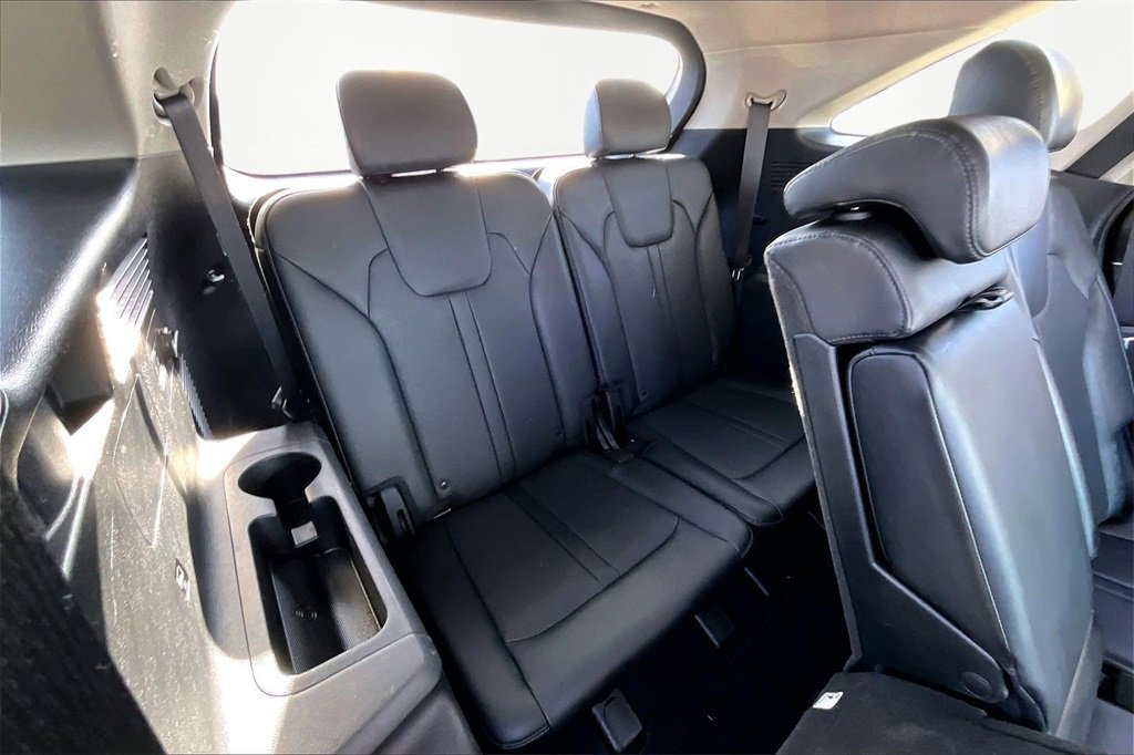 Used 2021 Kia Sorento S image 28