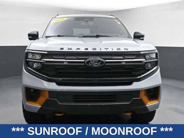 Used 2025 Ford Expedition Tremor AWD/4WD image 5