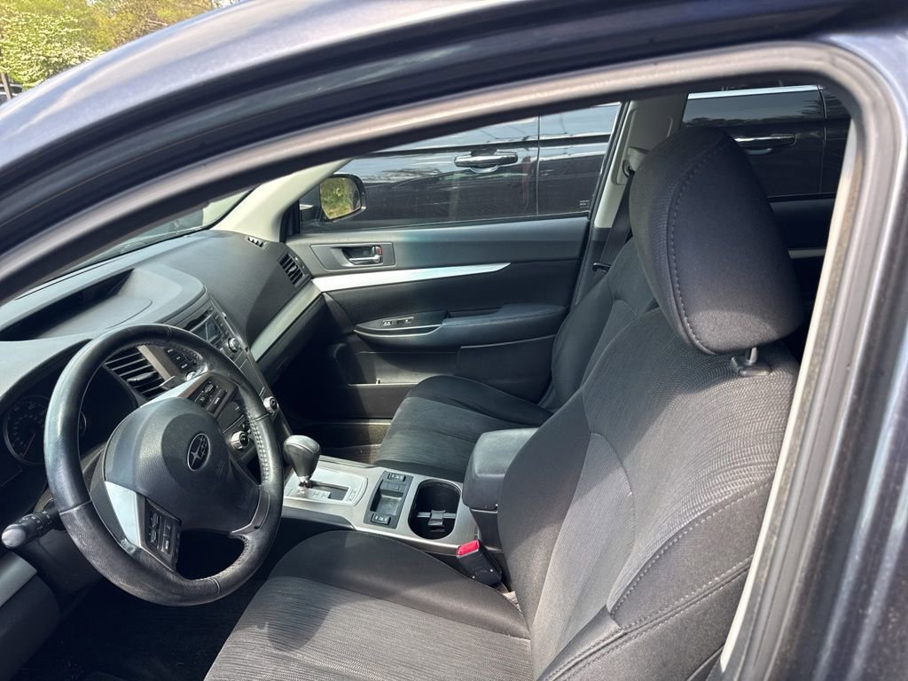 Used 2013 Subaru Outback 2.5i Premium w/ All-Weather Pkg image 15