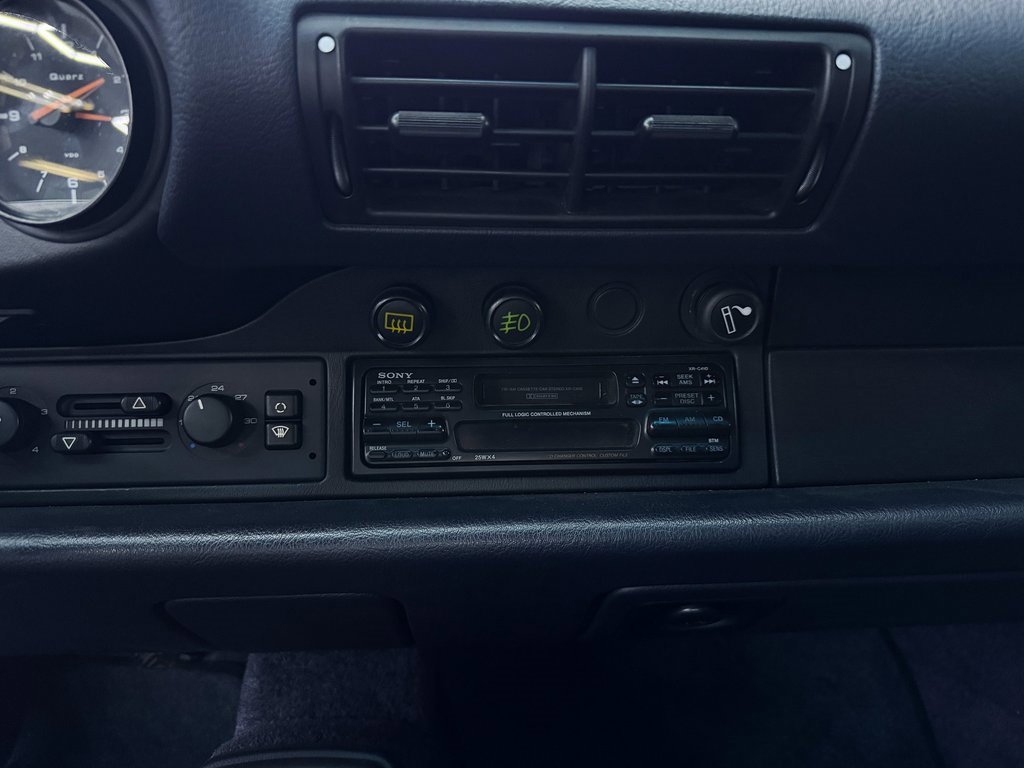 Used 1992 Porsche 911 Carrera image 22