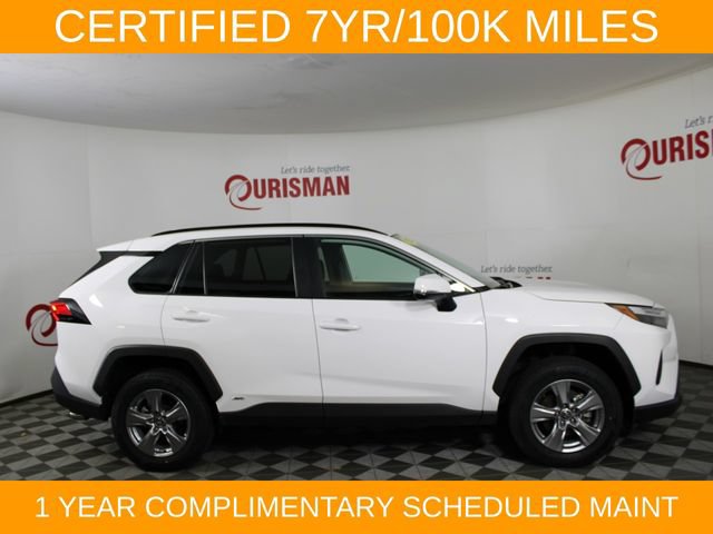 Used 2025 Toyota RAV4 XLE AWD/4WD image 10