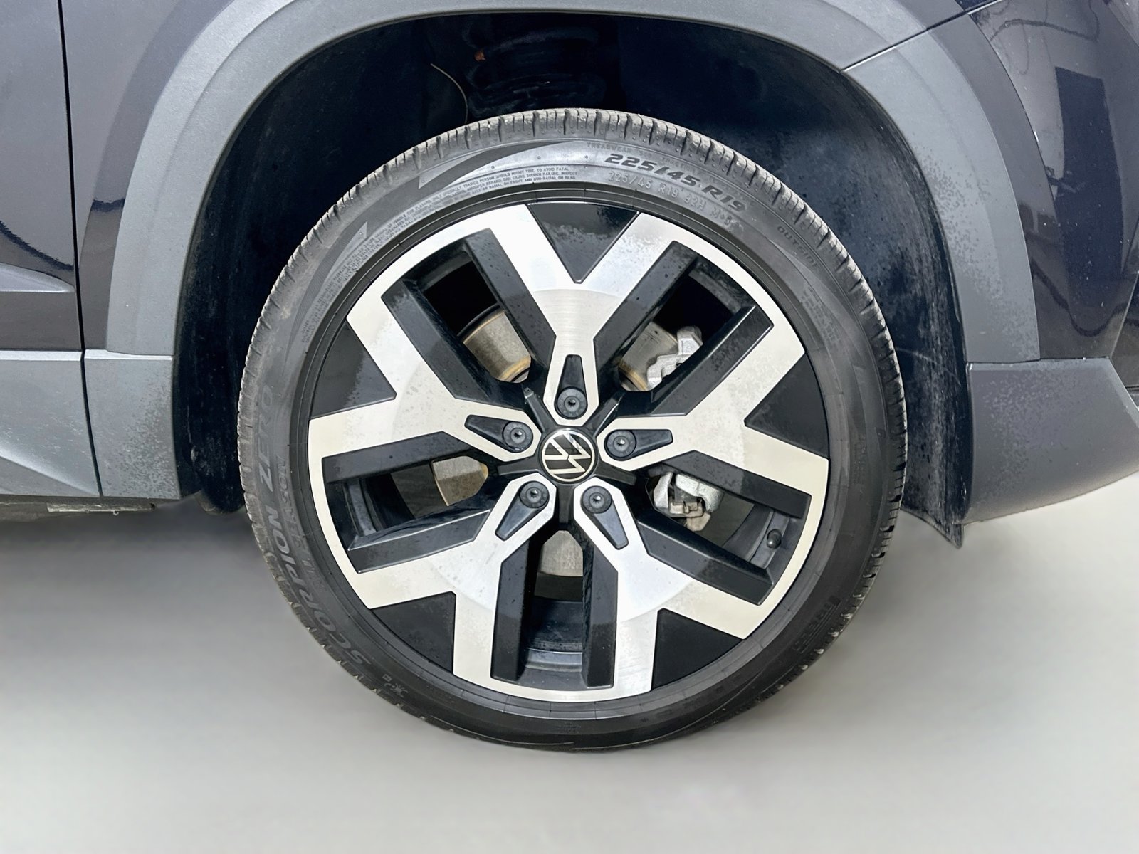 Used 2022 Volkswagen Taos SEL AWD/4WD image 11