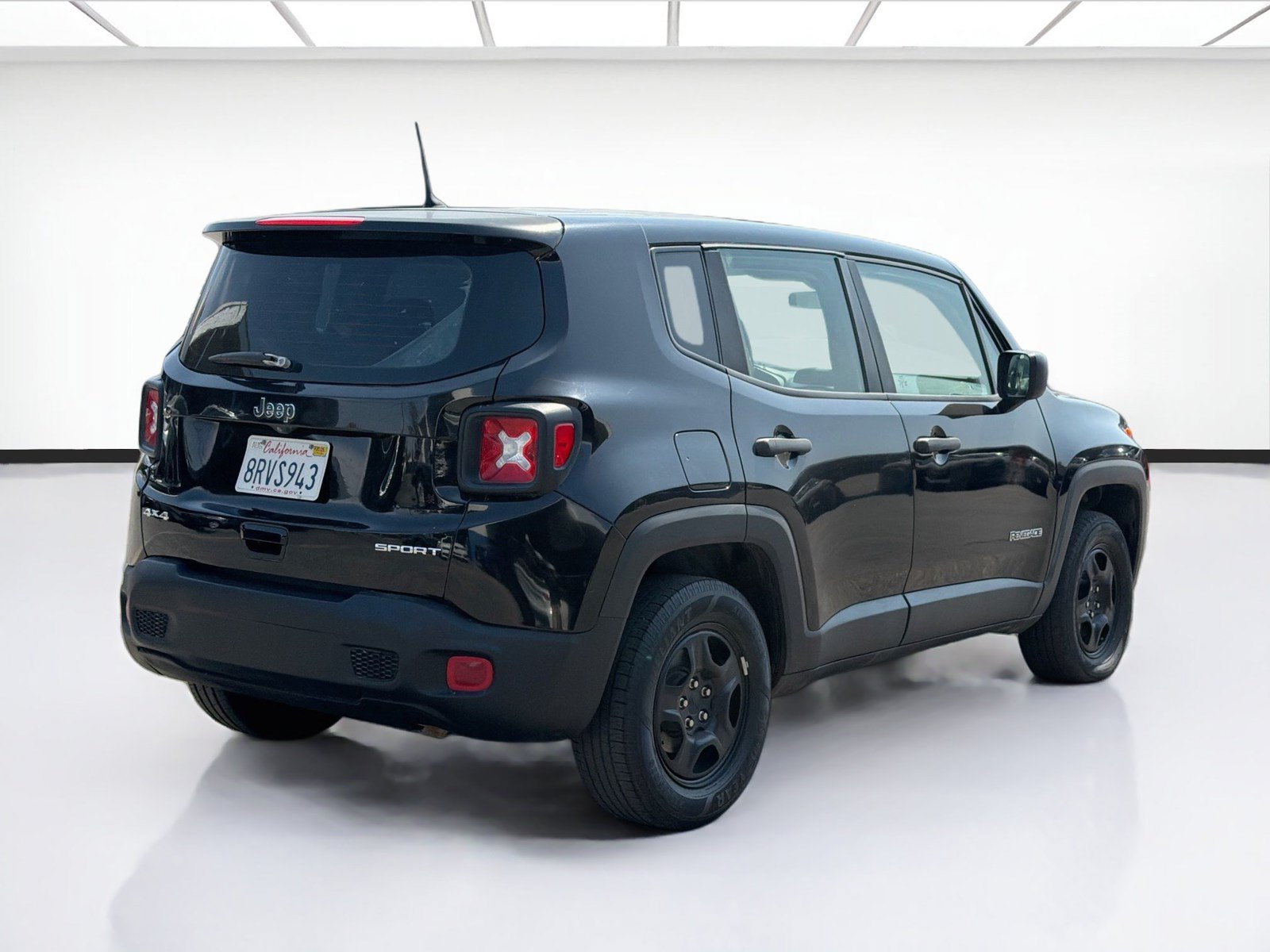 Used 2019 Jeep Renegade Sport AWD/4WD image 4