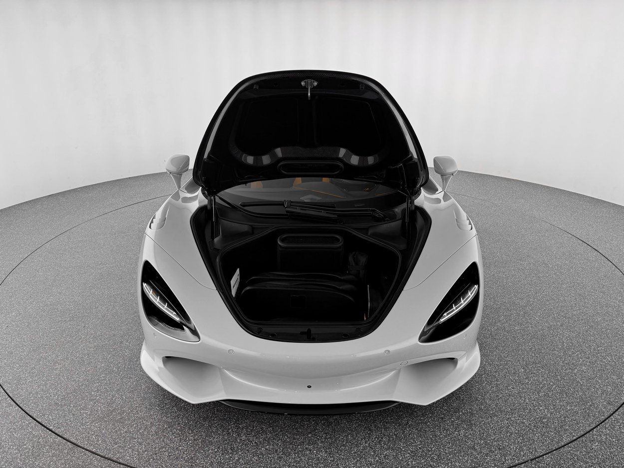 Used 2026 McLaren 750S Spider RWD image 36