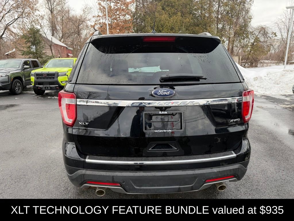 Used 2018 Ford Explorer XLT w/ Equipment Group 202A image 6