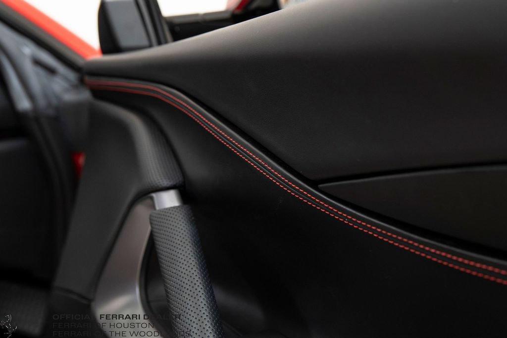Certified 2018 Ferrari 812 Superfast RWD image 17