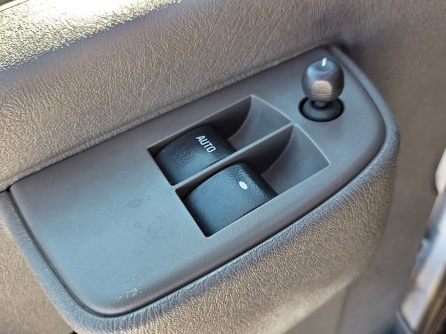 Used 2020 Chevrolet Express 2500 w/ Driver Convenience Package image 31