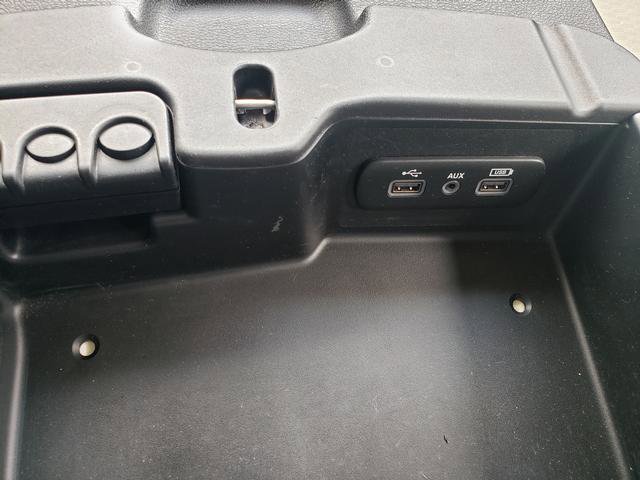 Used 2018 RAM 1500 Express w/ Express Value Package image 23