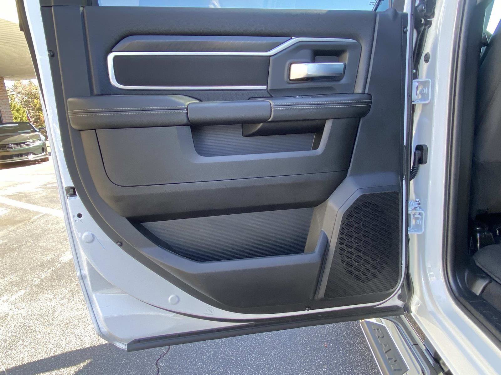 Used 2025 RAM 2500 Big Horn image 19