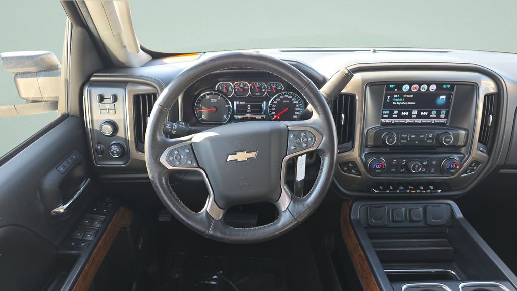 Used 2017 Chevrolet Silverado 3500 High Country w/ Duramax Plus Package image 12